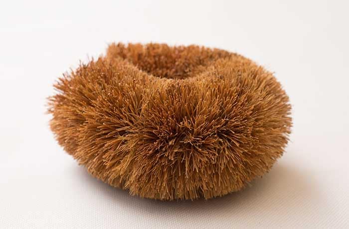 Pack of 2 Tawashi Brushes for Cleaning Vegetables and Fruits