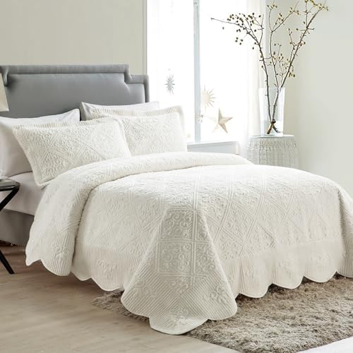 VCNY Home Quilt Set 3-Piece Plush King Size
