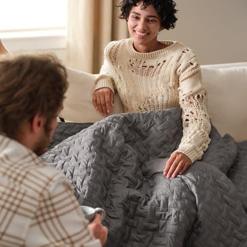 Bedsure Queen Size Quilt - Grey Basket Weave Bedspread with Soft Touch