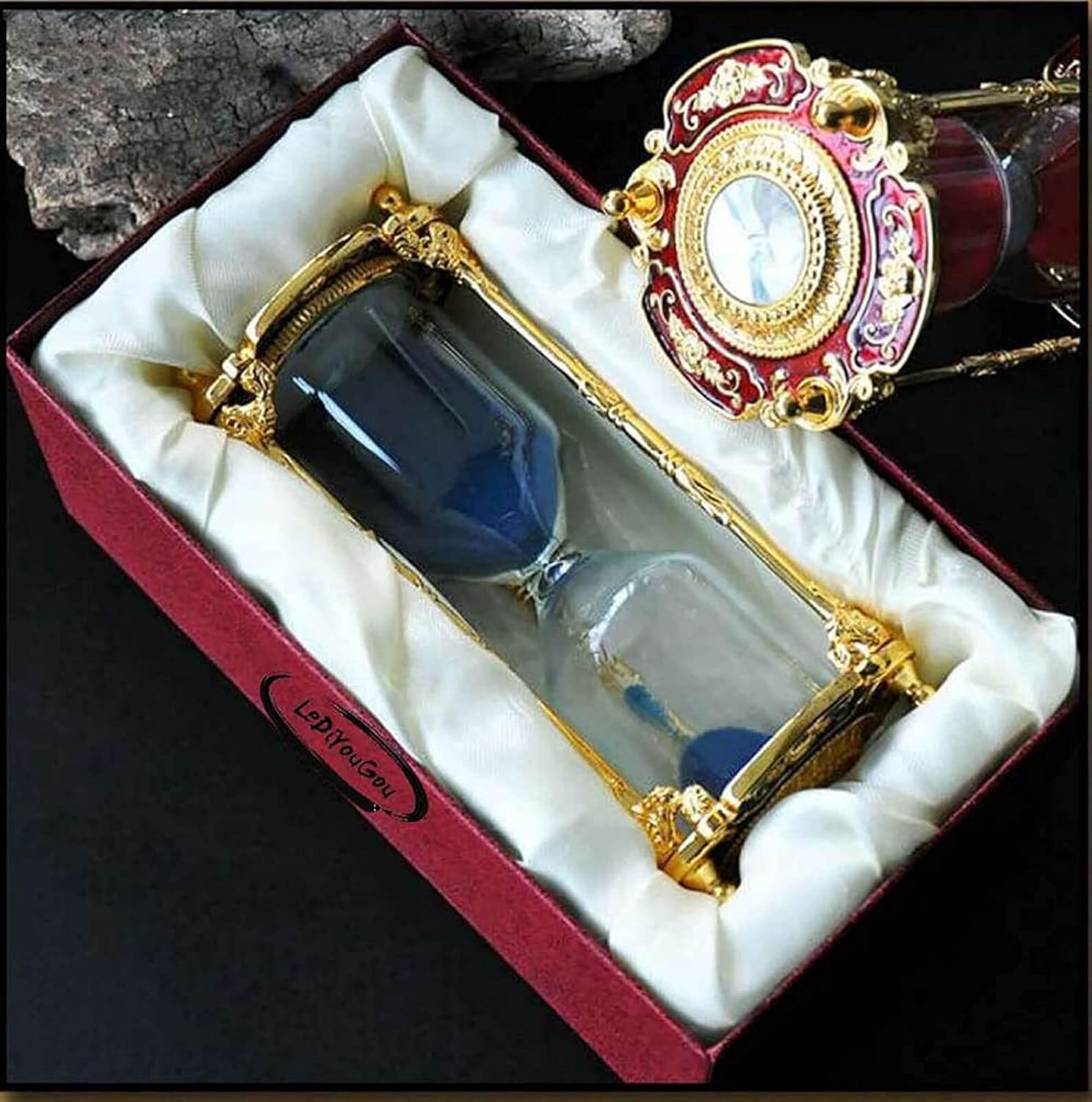 Antique Floral Design Hourglass Timer - 15 Minutes Gold