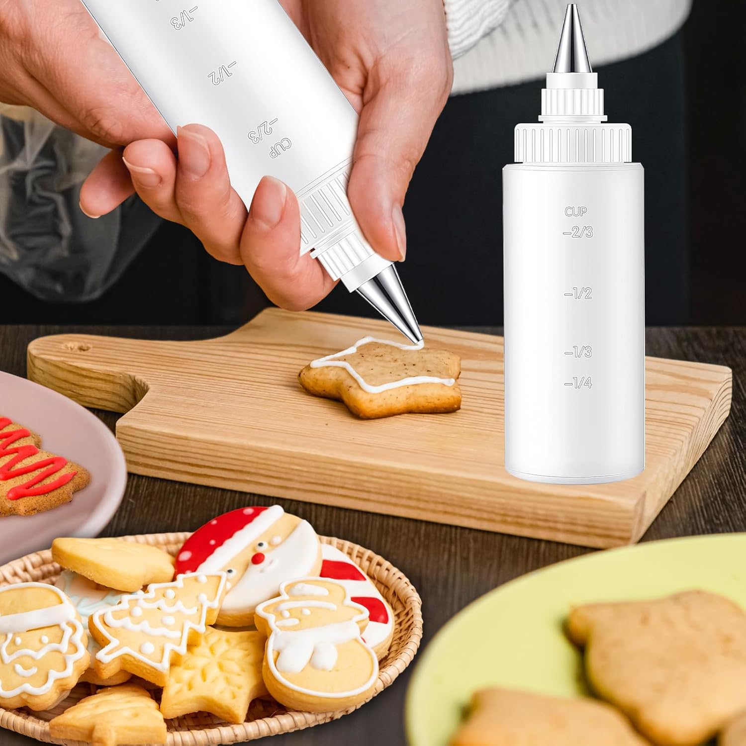 4 oz Plastic Icing Bottles for Cookie Decorating