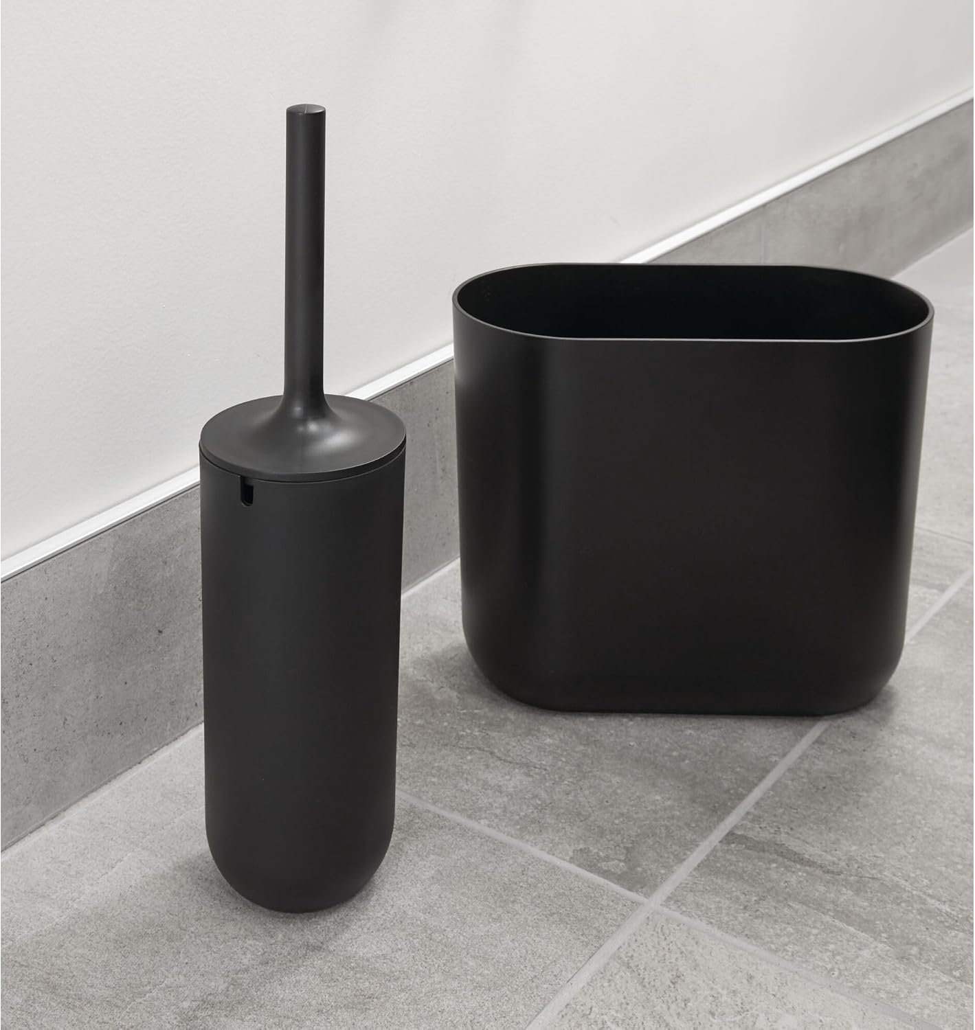 iDesign Slim Oval Plastic Trash Can - Matte Black 1056 x 55 x 977