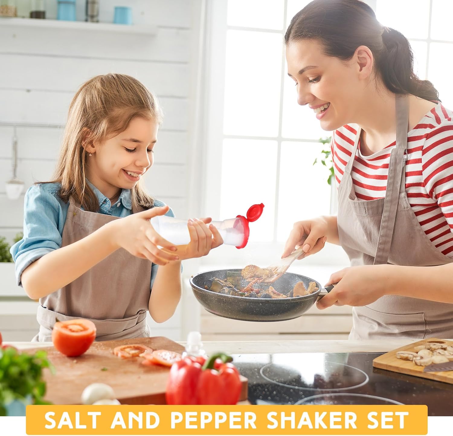 Baderke 2 Set Plastic Salt and Pepper Shakers with Lids
