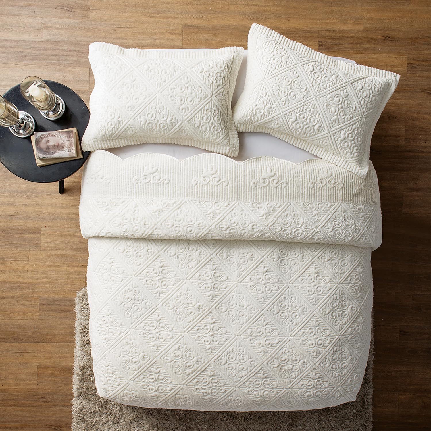 VCNY Home Quilt Set 3-Piece Plush King Size