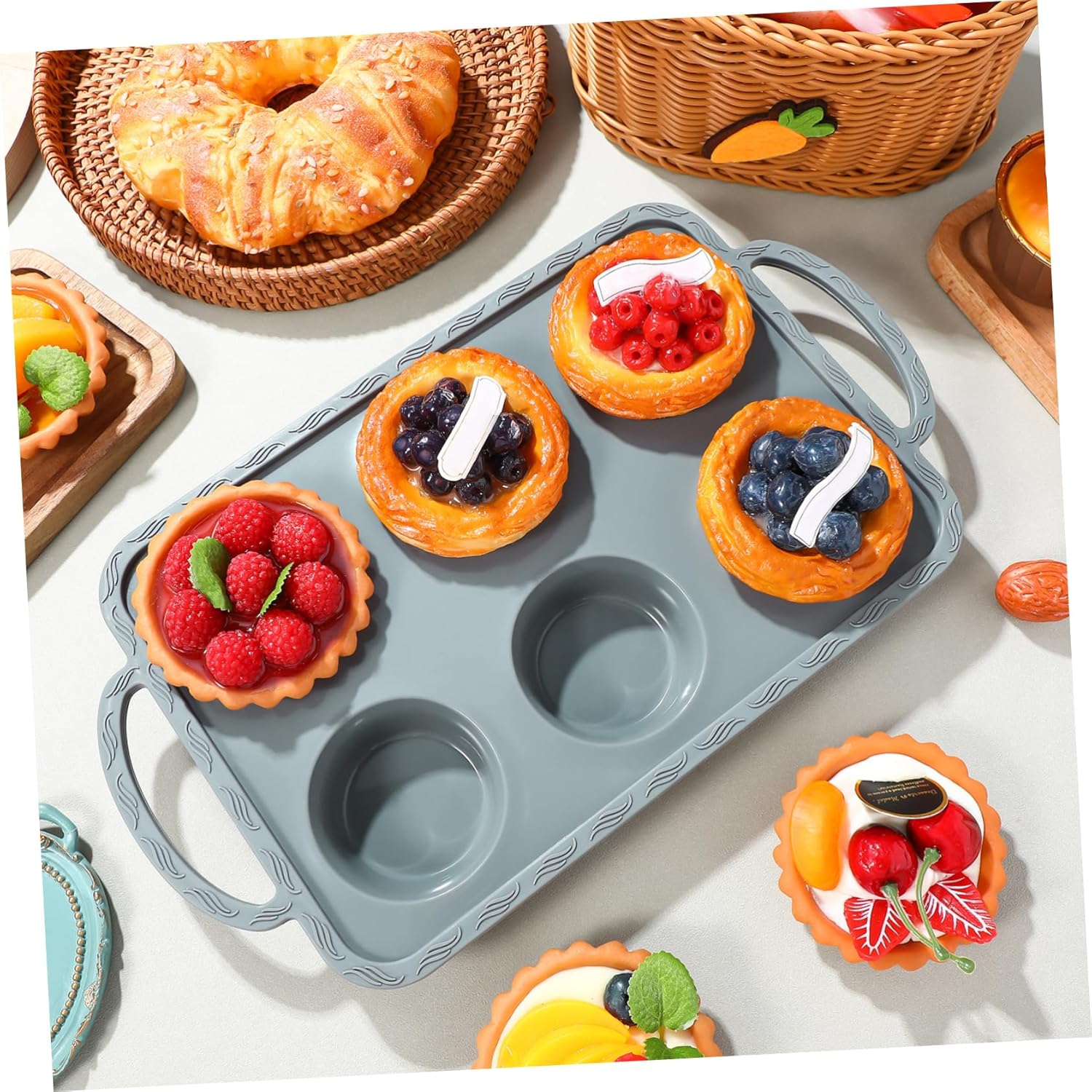 PRETYZOOM Silicone Baking Molds for Creative Desserts