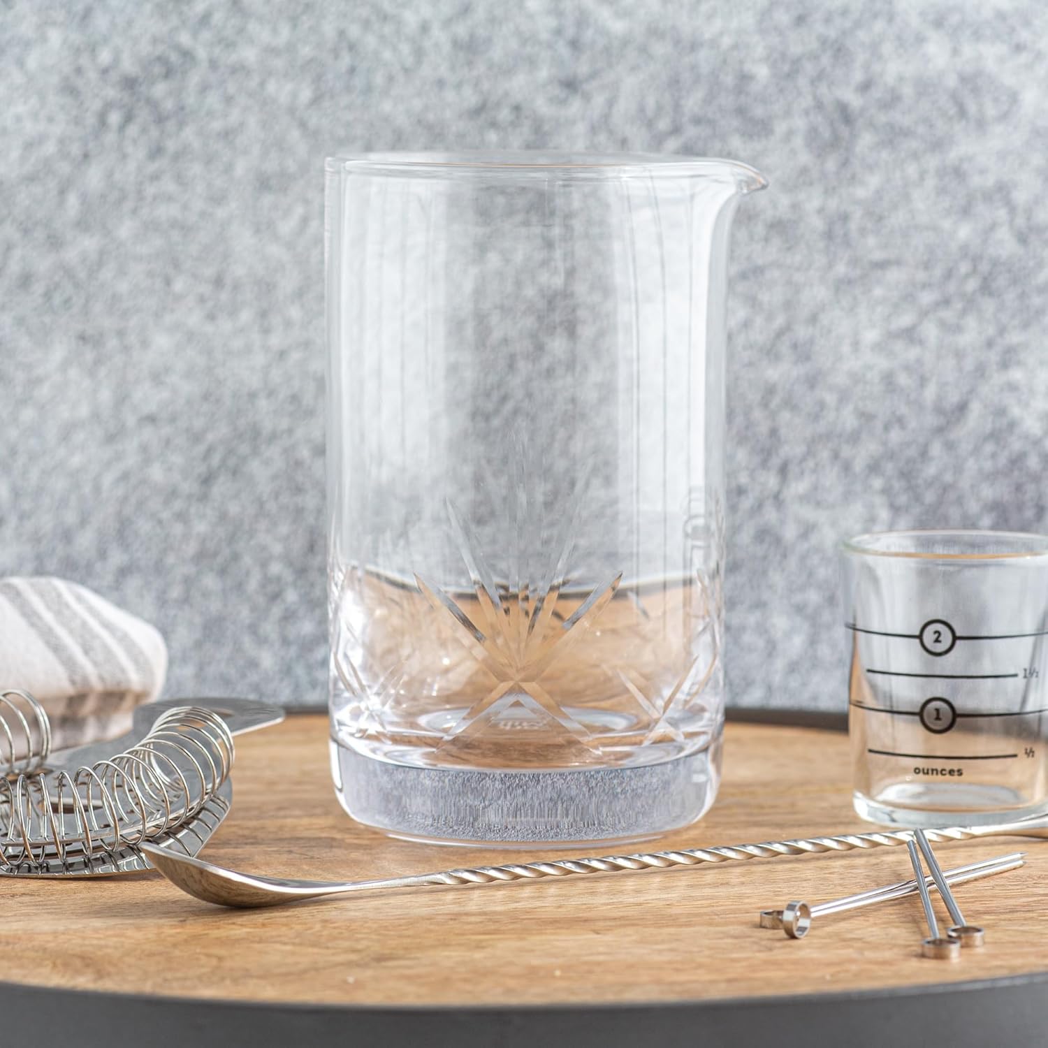 Cork And Mill 24 Oz Cocktail Mixing Glass