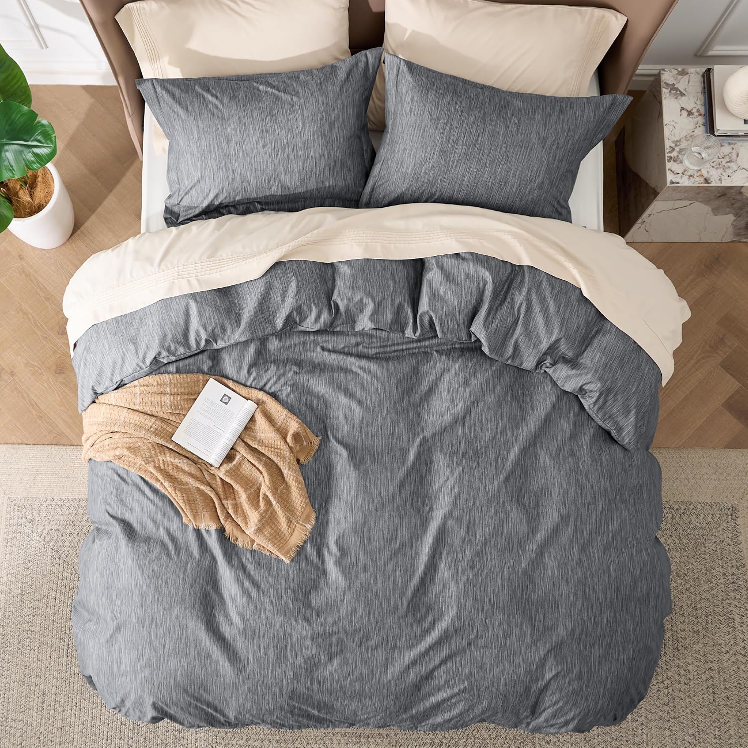 Bedsure King Duvet Cover Set - 3 Piece with Zipper Closure and Cationic Print