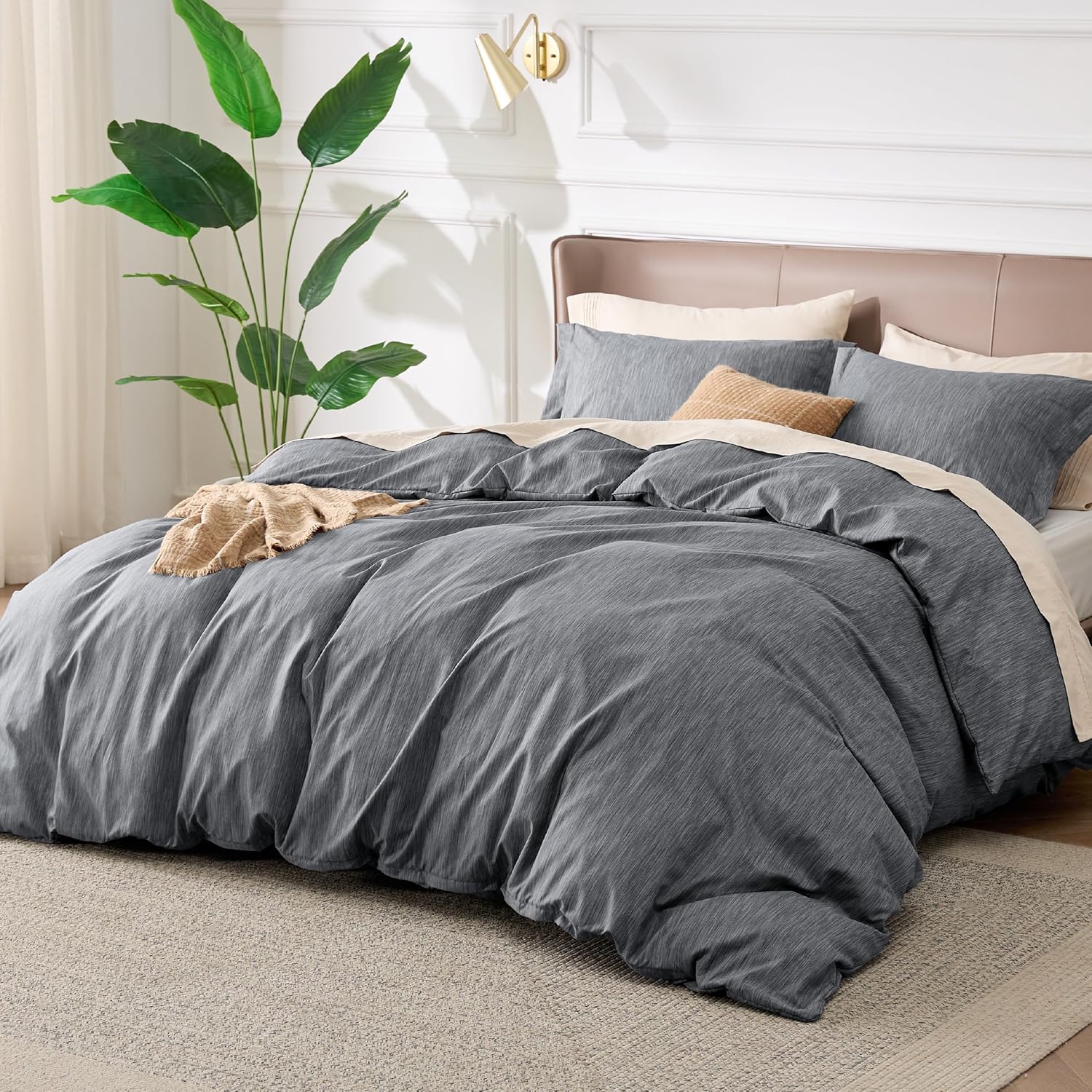 Bedsure King Duvet Cover Set - 3 Piece with Zipper Closure and Cationic Print